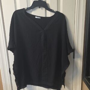 Chic Black Women's Swim Coverup